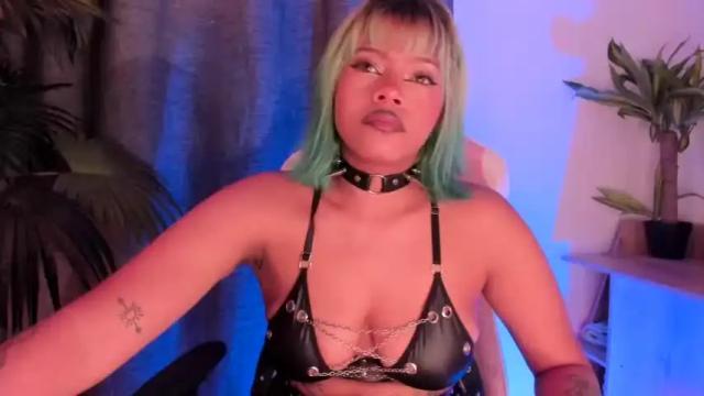 Image 12 of mahya_brown Stream on Chaturbate on 17 months ago