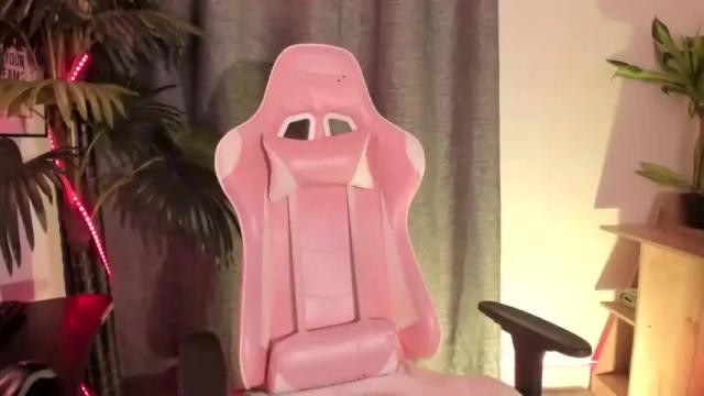 Image 3 of mahya_brown Stream on Chaturbate on 17 months ago