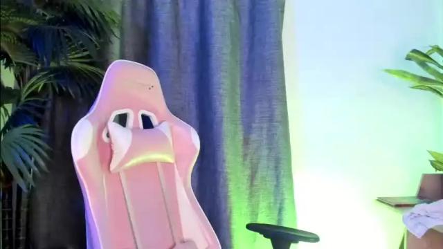 Image 11 of mahya_brown Stream on Chaturbate on 13 months ago