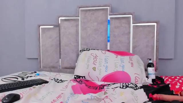 Image 2 of mahyacollins Stream on Chaturbate on 18 months ago