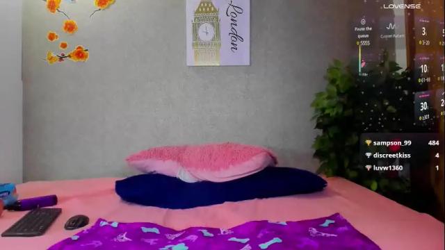 Thumbnail 2, maia_goldenn's Stream at Chaturbate, 1 month ago