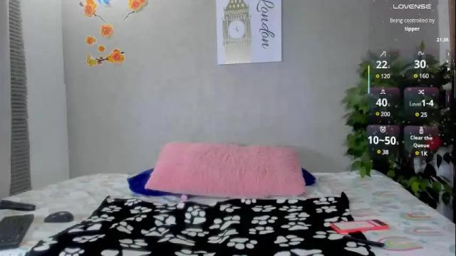 Thumbnail 1, maia_goldenn's Stream at Chaturbate, 1 month ago