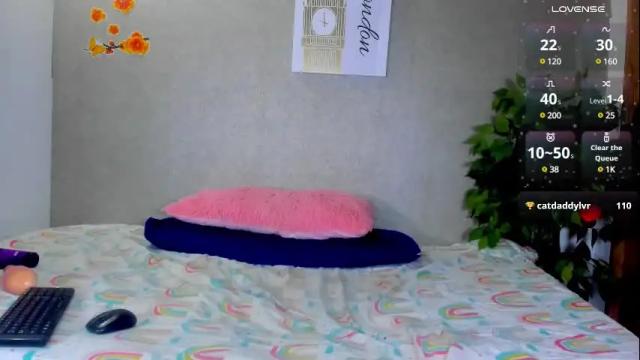 Image 8 of maia_goldenn Stream on Chaturbate on 1 month ago