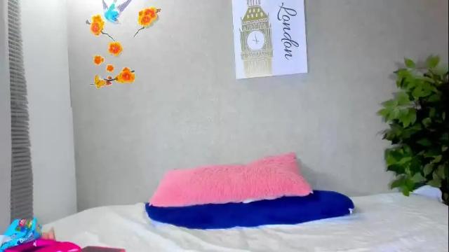 Thumbnail 3, maia_goldenn's Stream at Chaturbate, 1 month ago