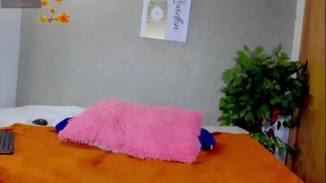 Thumbnail 2, maia_goldenn's Stream at Chaturbate, 1 month ago
