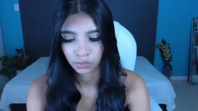 Image 6 of maiaa_ruiz Stream on Chaturbate on 14 months ago