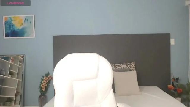 Thumbnail 1, maiaa_ruiz's Stream at Chaturbate, 14 months ago