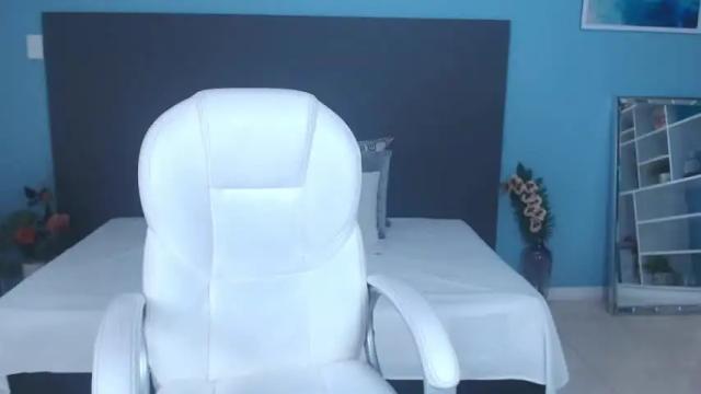 Image 7 of maiaa_ruiz Stream on Chaturbate on 14 months ago