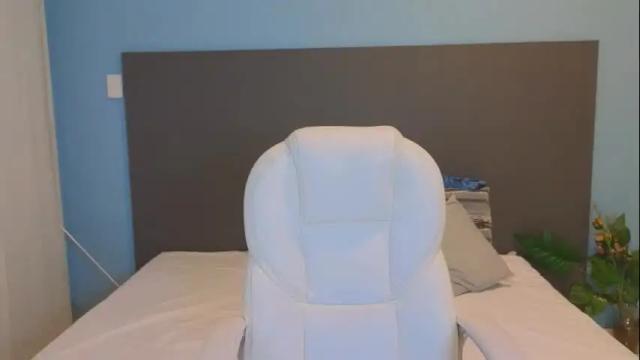 Image 10 of maiaa_ruiz Stream on Chaturbate on 2 months ago