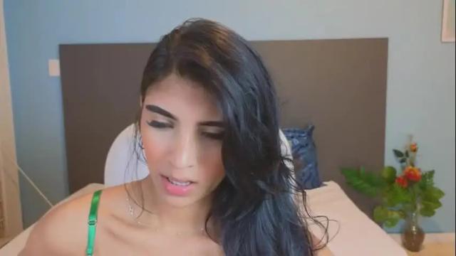 Image 3 of maiaa_ruiz Stream on Chaturbate on 1 month ago