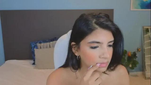 Image 7 of maiaa_ruiz Stream on Chaturbate on 1 month ago