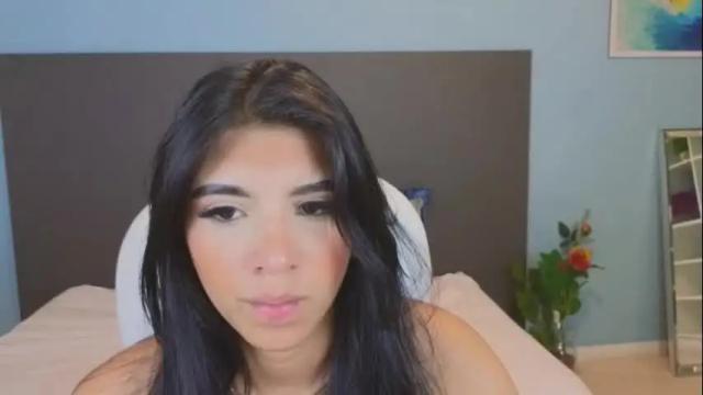 Image 4 of maiaa_ruiz Stream on Chaturbate on 1 month ago