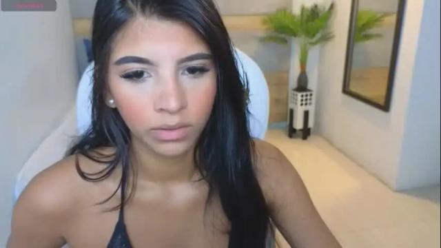Image 4 of maiaa_ruiz Stream on Chaturbate on 5 days ago