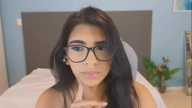 Image 4 of maiaa_ruiz Stream on Chaturbate on 2 months ago