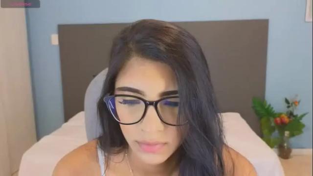 Thumbnail 1, maiaa_ruiz's Stream at Chaturbate, 2 months ago
