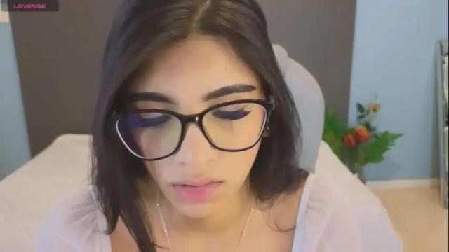 Image 4 of maiaa_ruiz Stream on Chaturbate on 1 month ago