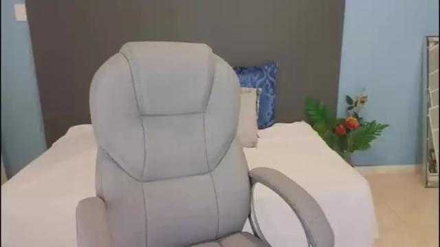 Image 3 of maiaa_ruiz Stream on Chaturbate on 1 month ago