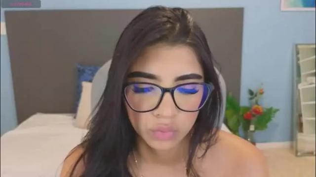 Image 6 of maiaa_ruiz Stream on Chaturbate on 1 month ago
