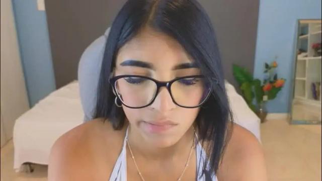 Image 4 of maiaa_ruiz Stream on Chaturbate on 6 days ago