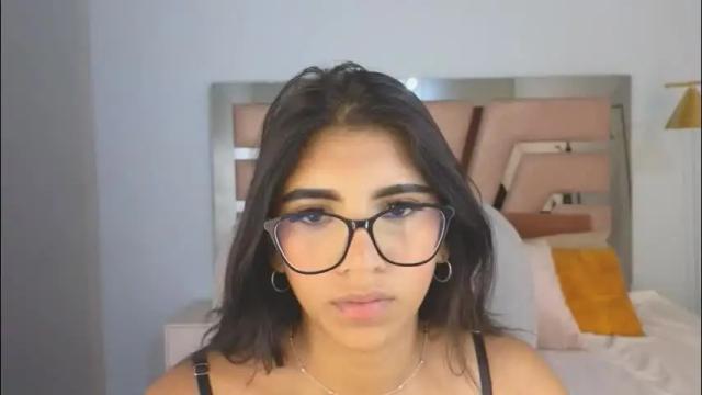 Thumbnail 1, maiaa_ruiz's Stream at Chaturbate, 5 days ago