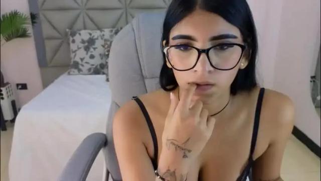 Image 4 of maiaa_ruiz Stream on Chaturbate on 2 months ago