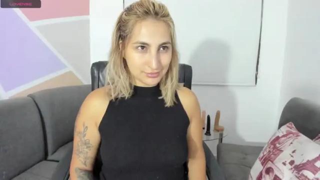Image 12 of maiaconnor Stream on Chaturbate on 13 months ago