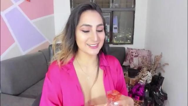 Image 6 of maiaconnor Stream on Chaturbate on 2 months ago