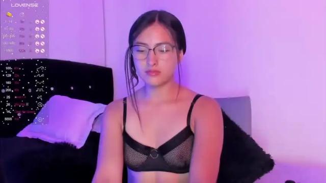 Image 6 of maiden_1807_ Stream on Chaturbate on 15 months ago