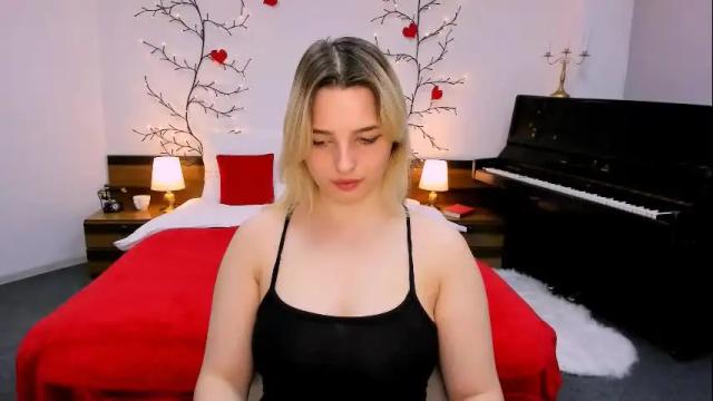 Image 11 of maiden_meow Stream on Chaturbate on 2 months ago