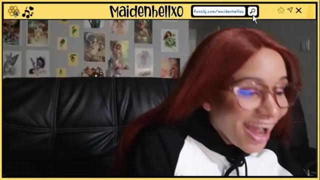Image 4 of maidenhellxo Stream on Chaturbate on 16 months ago