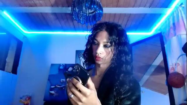 Image 2 of maidi_hot Stream on Chaturbate on 1 month ago