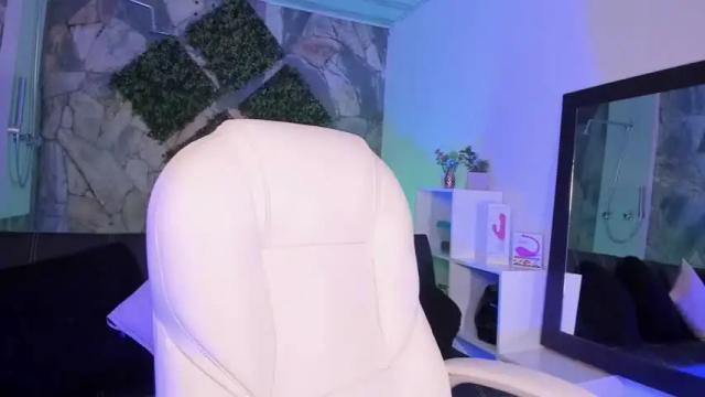 Image 12 of maiiitee_ Stream on Chaturbate on 16 months ago