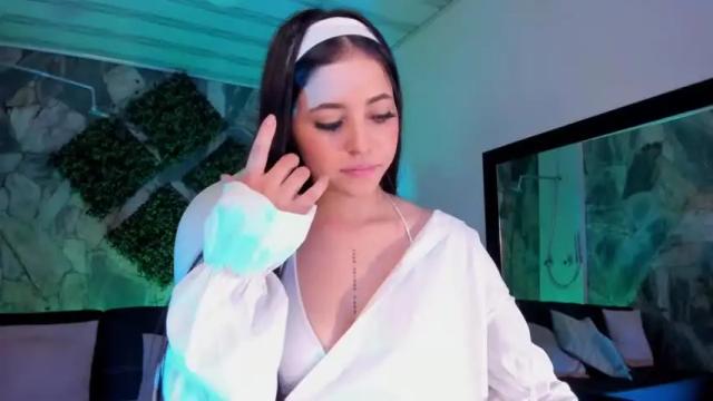 Image 6 of maiiitee_ Stream on Chaturbate on 16 months ago