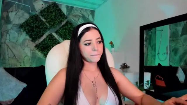 Image 2 of maiiitee_ Stream on Chaturbate on 15 months ago