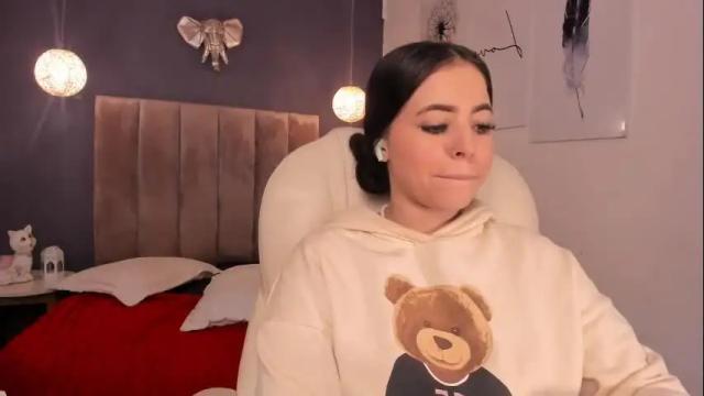 Image 7 of maiiitee_ Stream on Chaturbate on 1 month ago