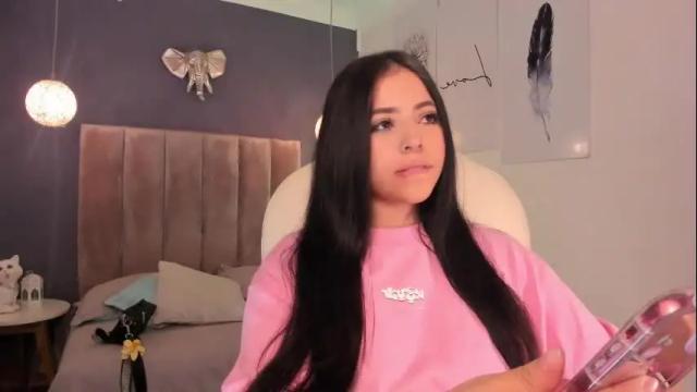 Image 12 of maiiitee_ Stream on Chaturbate on 19 days ago