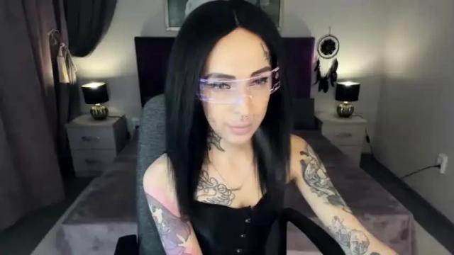 Image 4 of mailanurm Stream on Chaturbate on 17 months ago