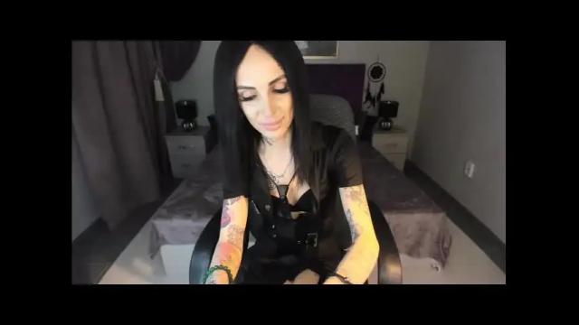 Image 2 of mailanurm Stream on Chaturbate on 13 months ago