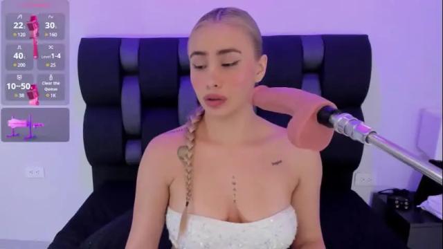 Image 3 of maily_zans Stream on Chaturbate on 1 month ago