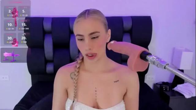 Image 7 of maily_zans Stream on Chaturbate on 1 month ago