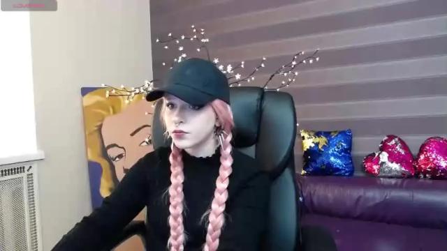 Image 2 of mailyangel Stream on Chaturbate on 14 months ago