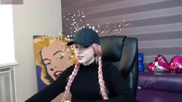 Image 4 of mailyangel Stream on Chaturbate on 14 months ago