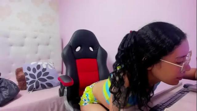 Image 2 of mailylove1 Stream on Chaturbate on 2 days ago
