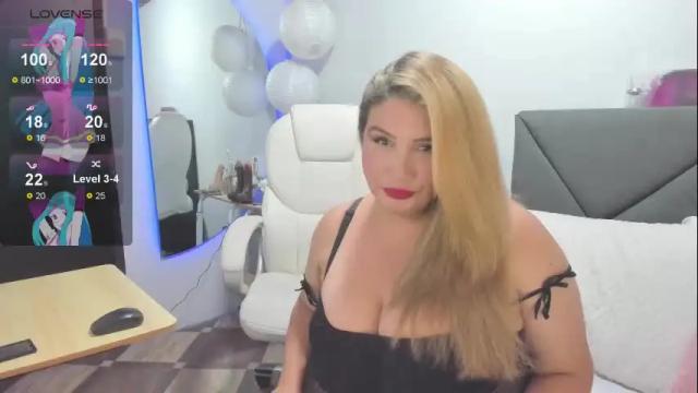 Image 11 of mailyn_baker Stream on Chaturbate on 8 days ago
