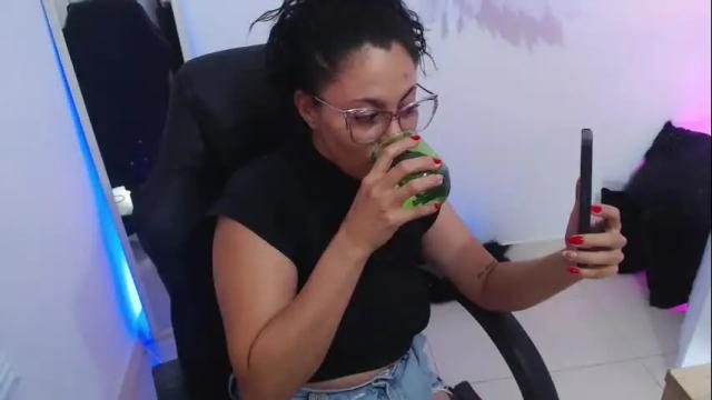 Image 3 of mailywindsor Stream on Chaturbate on 4 days ago