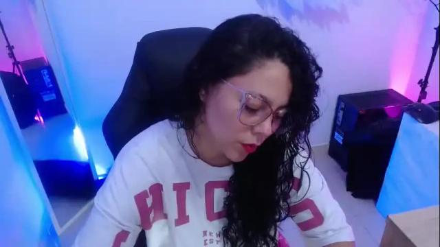 Image 2 of mailywindsor Stream on Chaturbate on 3 months ago