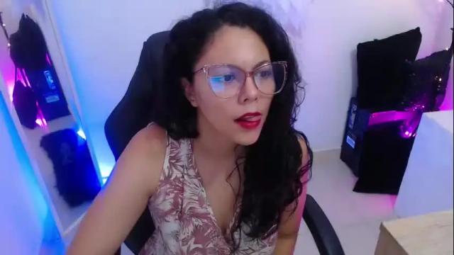 Image 2 of mailywindsor Stream on Chaturbate on 3 months ago