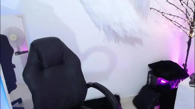 Image 7 of mailywindsor Stream on Chaturbate on 2 months ago