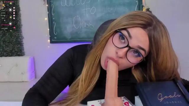 Image 7 of mairybelle Stream on Chaturbate on 13 months ago