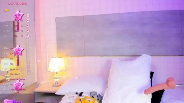Image 7 of maison_sofia Stream on Chaturbate on 13 months ago
